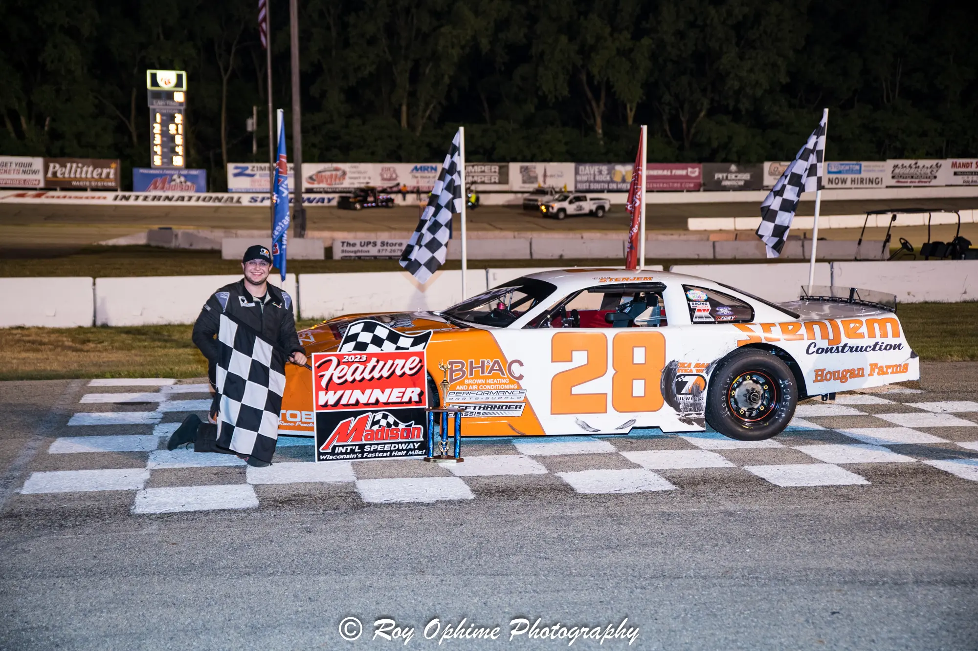 Featured image for “Riley Stenjem and Zack Riddle Best of the Late Models at Madison”