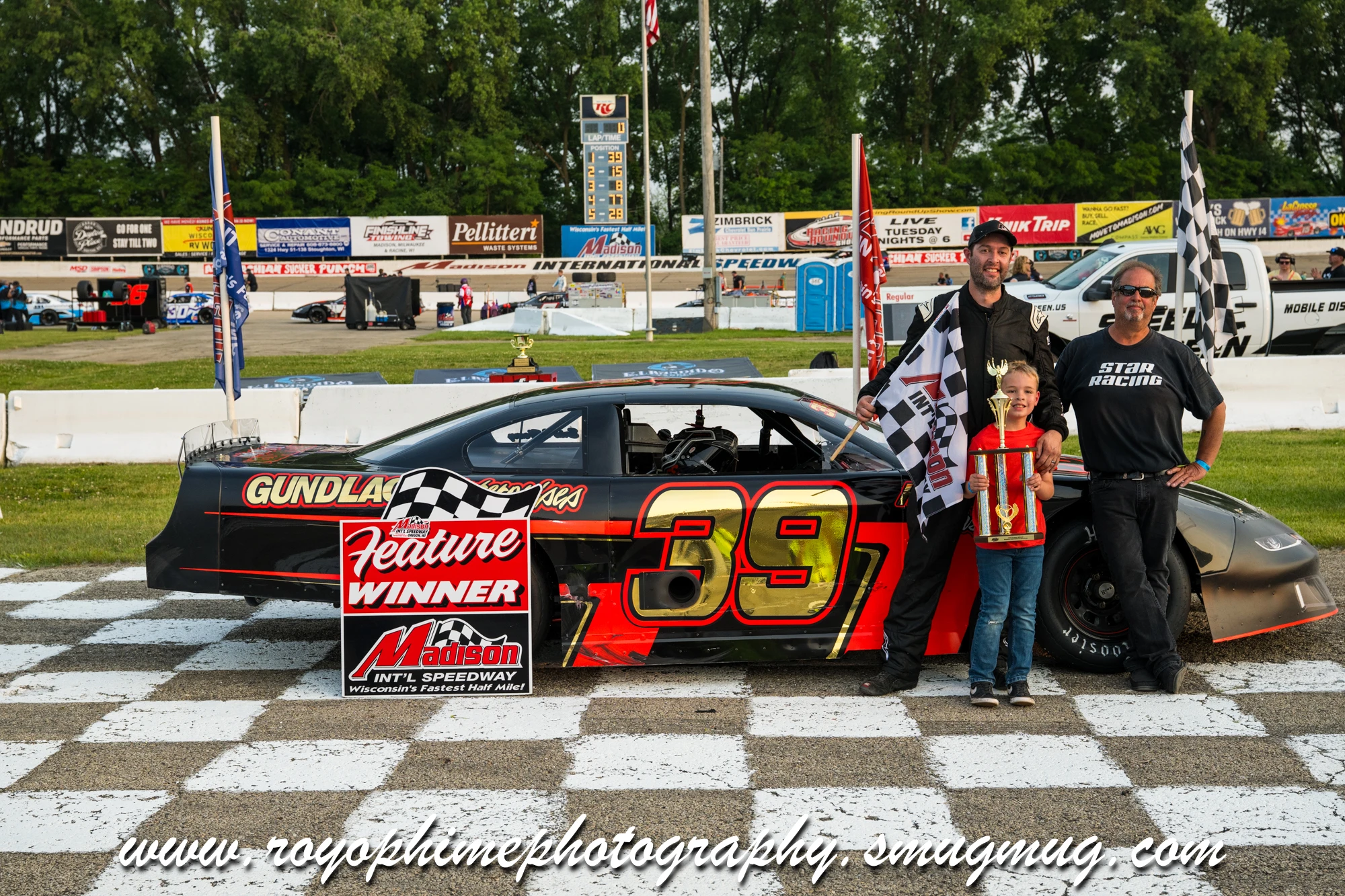 Featured image for “Ryan Goldade Holds Off Carson Phillips for Madison Win”
